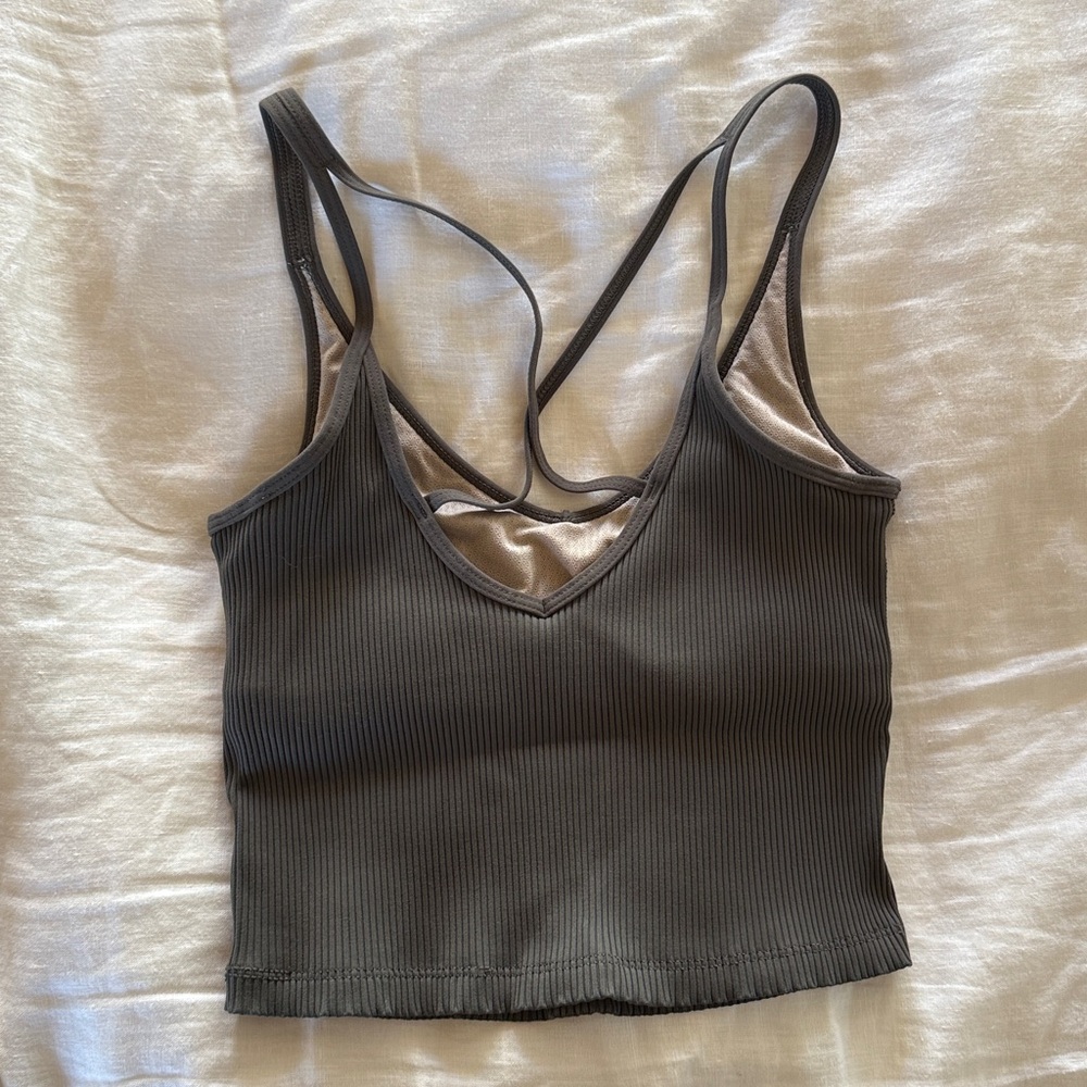 Vuori strappy back bra tank - Picture 3 of 4